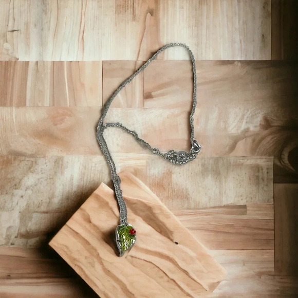 1 LEFT! Silver Lady Bug Necklace - Picture 1 of 2